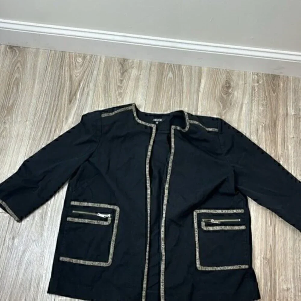 Misook  black blazer jacket  and beige trim open front blazer size medium